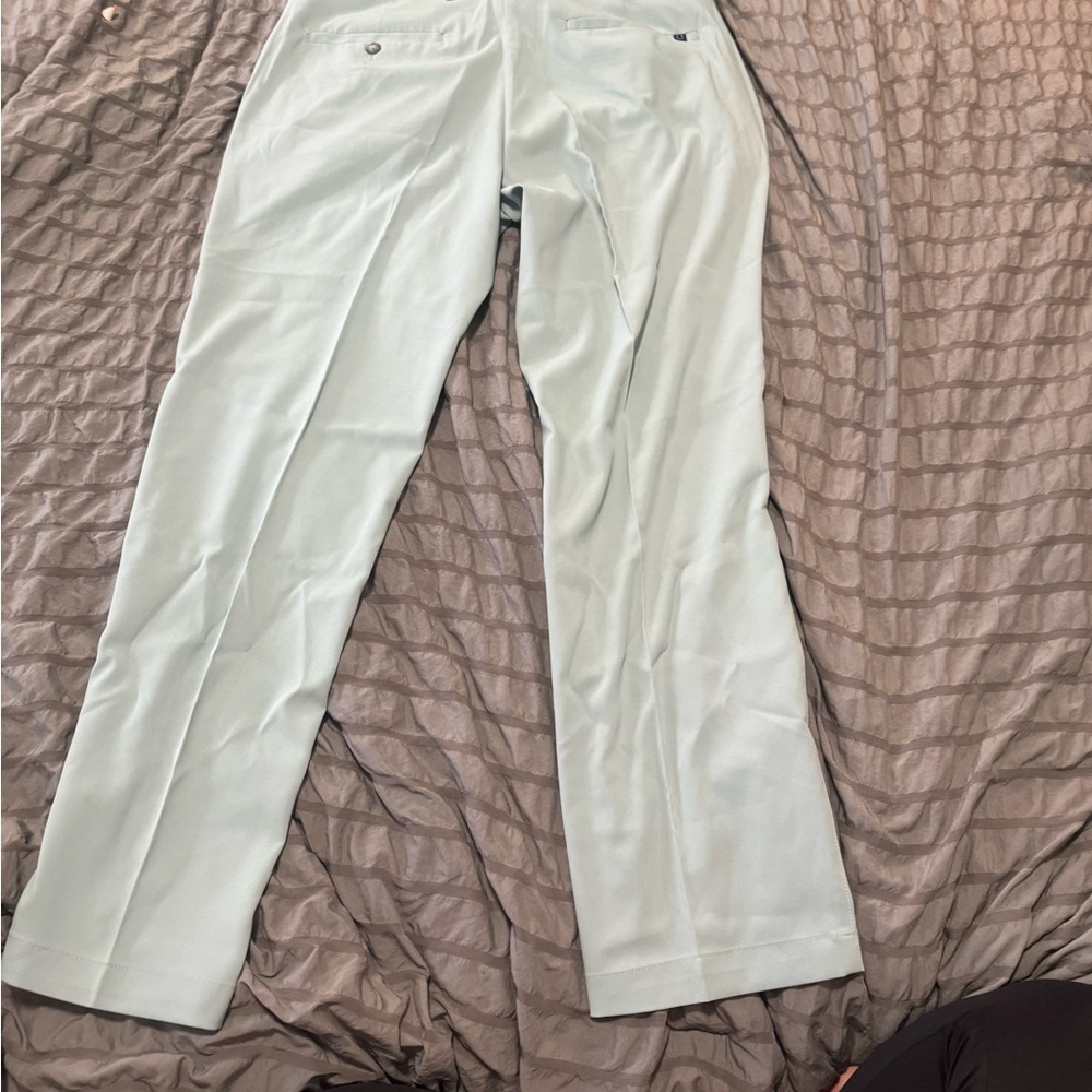 Men’s golf pants